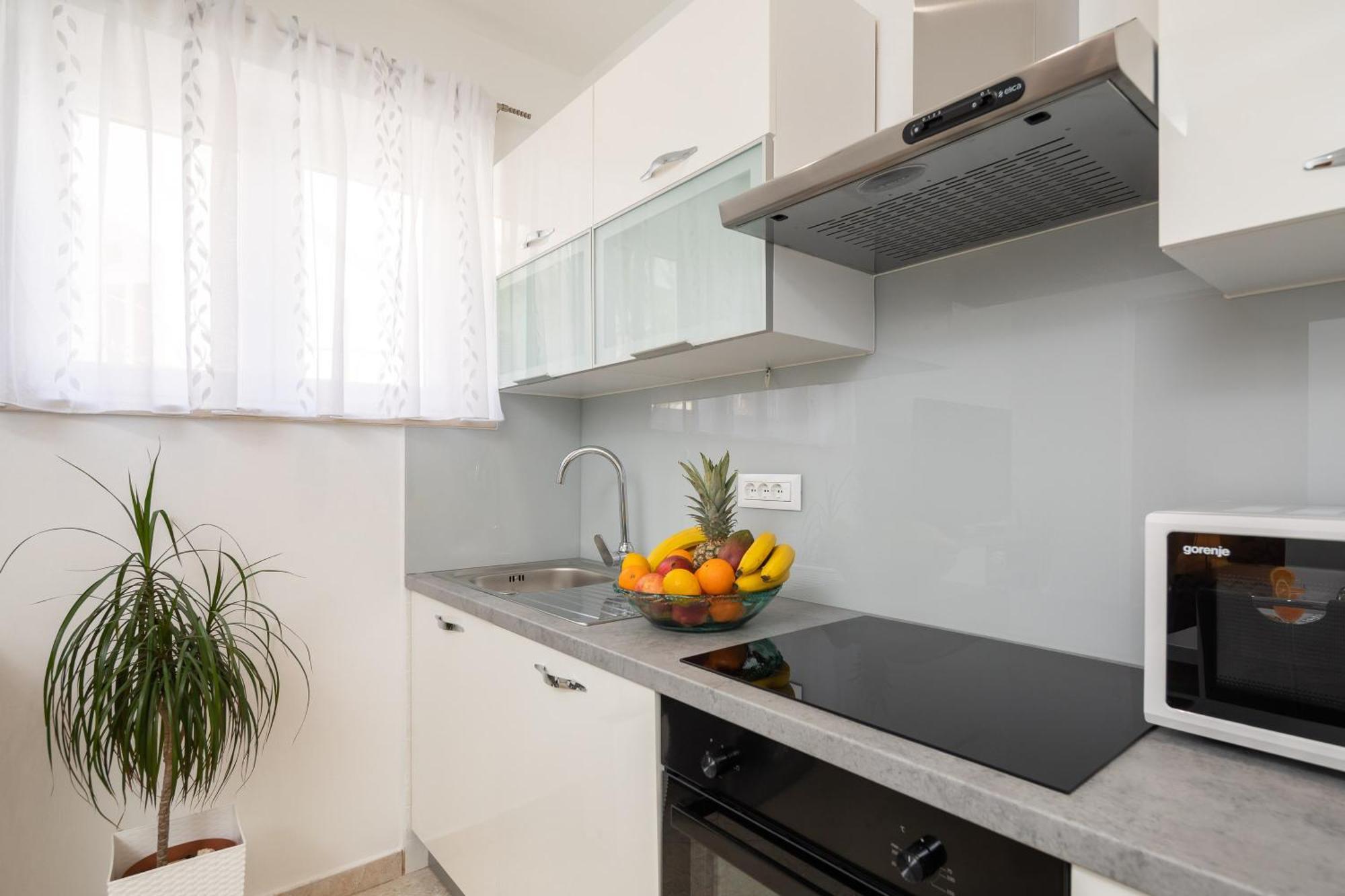 Fba Family Beach Apartments Omiš Cameră foto